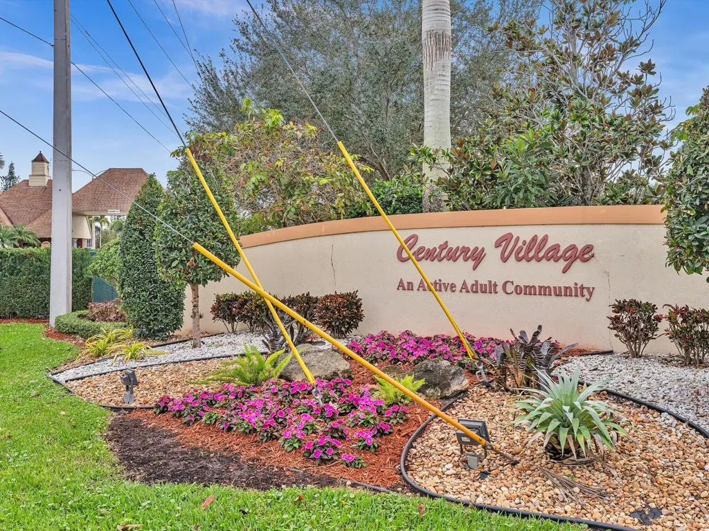 288 Fanshaw Boca Raton FL 33434