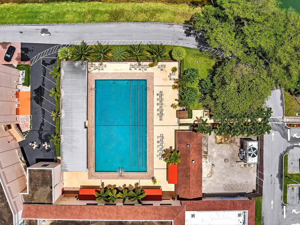 288 Fanshaw Boca Raton FL 33434