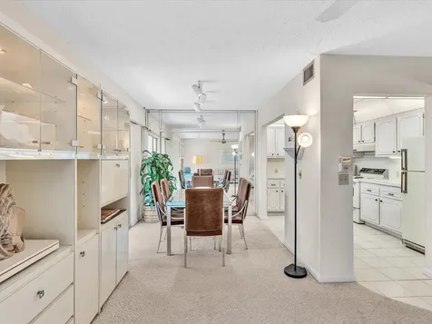 288 Fanshaw Boca Raton FL 33434