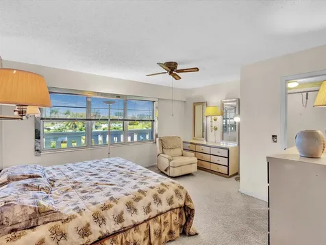 288 Fanshaw Boca Raton FL 33434