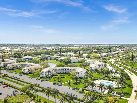 288 Fanshaw Boca Raton FL 33434
