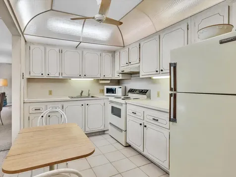 288 Fanshaw Boca Raton FL 33434