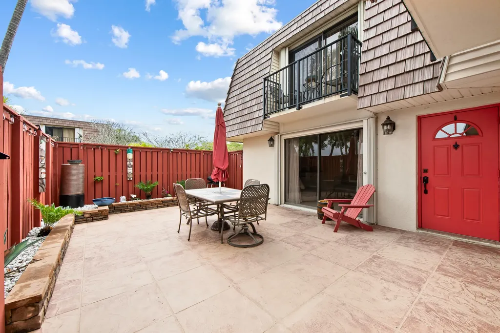2774 SW 15th Street Deerfield Beach FL 33442