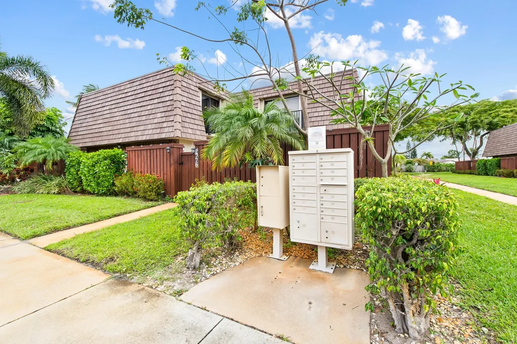 2774 SW 15th Street Deerfield Beach FL 33442
