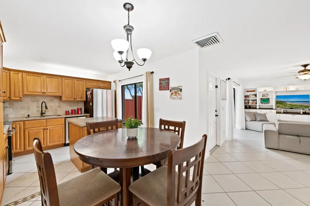 2774 SW 15th Street Deerfield Beach FL 33442