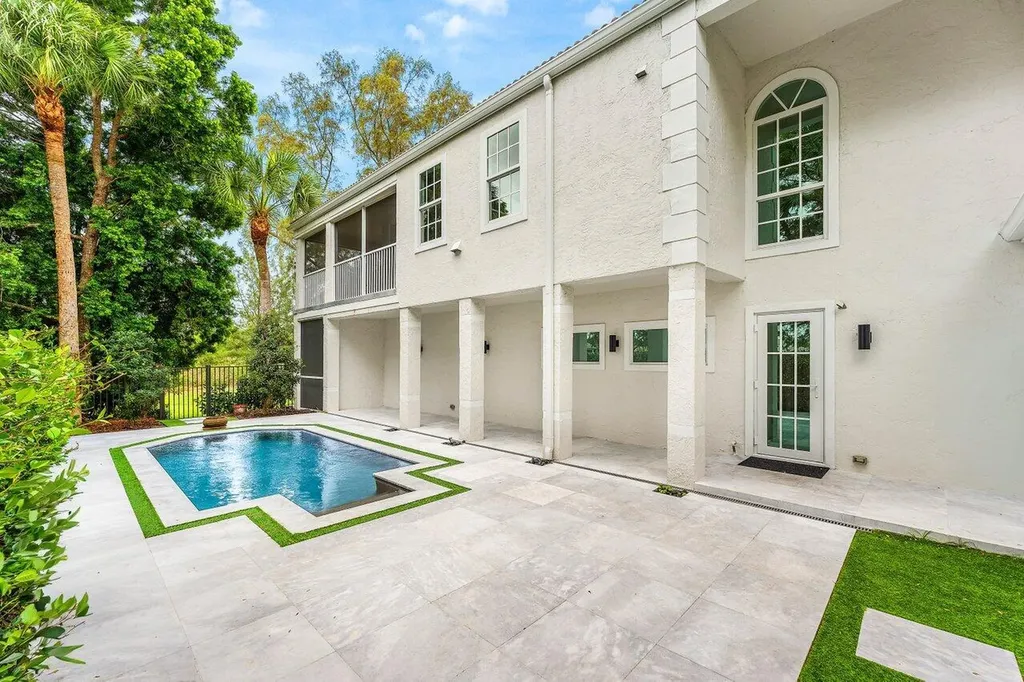 11847 Pebblewood Drive Wellington FL 33414