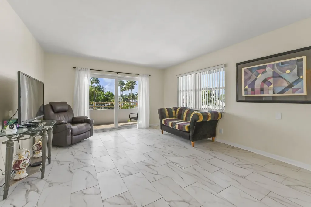 1630 N Ocean Boulevard Pompano Beach FL 33062