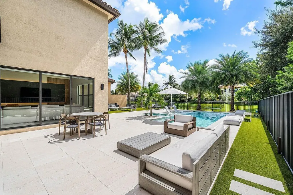 16491 Gateway Bridge Drive Delray Beach FL 33446