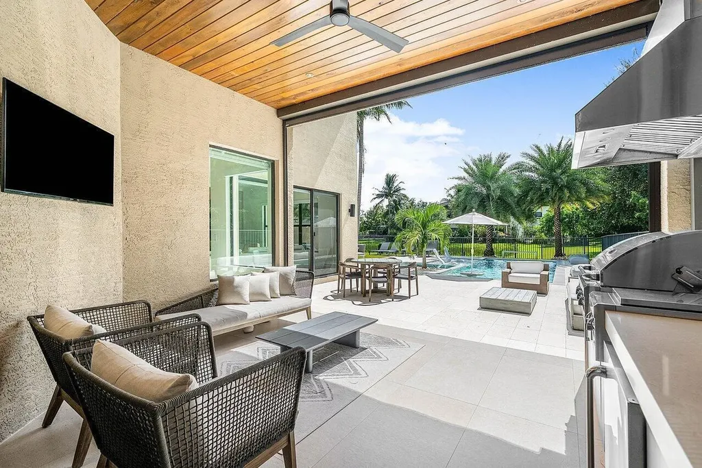 16491 Gateway Bridge Drive Delray Beach FL 33446