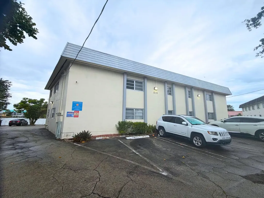 519 W Kalmia Drive West Palm Beach FL 33403