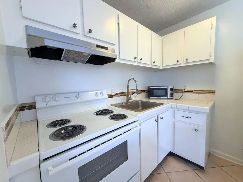 519 W Kalmia Drive West Palm Beach FL 33403