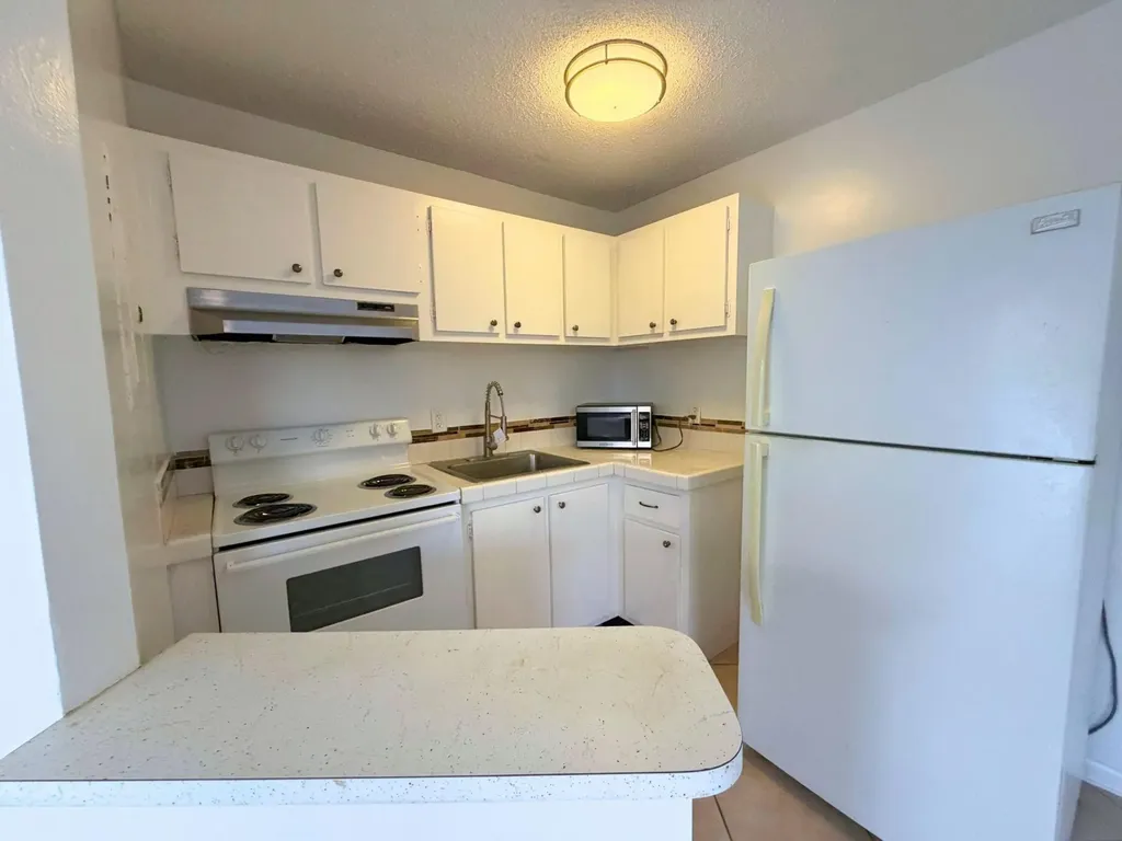 519 W Kalmia Drive West Palm Beach FL 33403