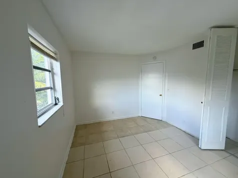 519 W Kalmia Drive West Palm Beach FL 33403