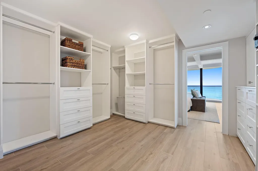 100 Beach Road Jupiter FL 33469