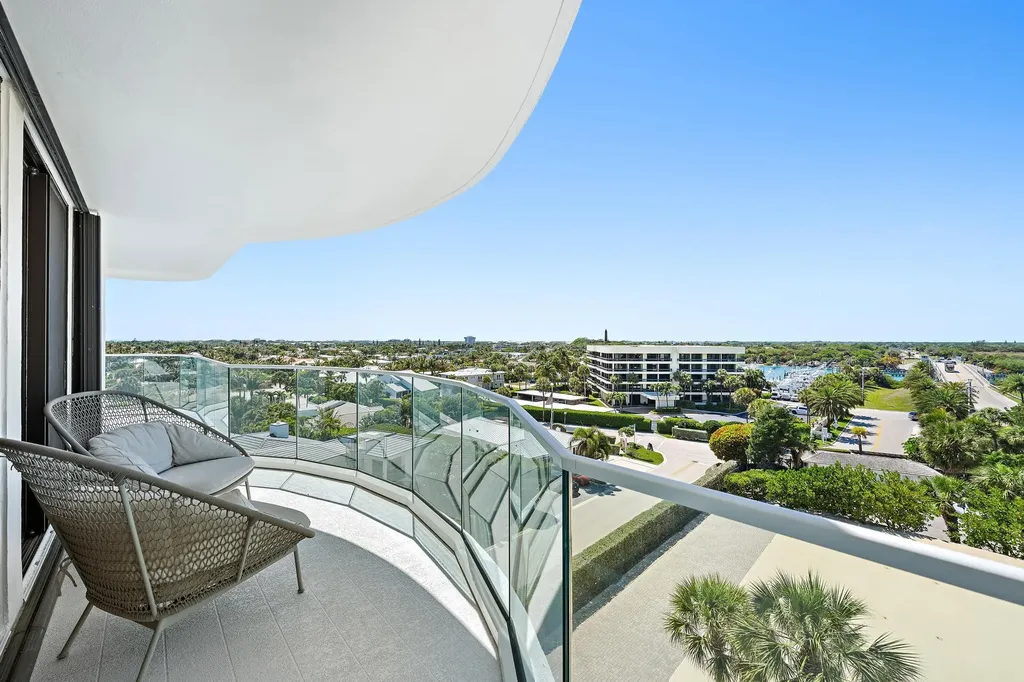 100 Beach Road Jupiter FL 33469