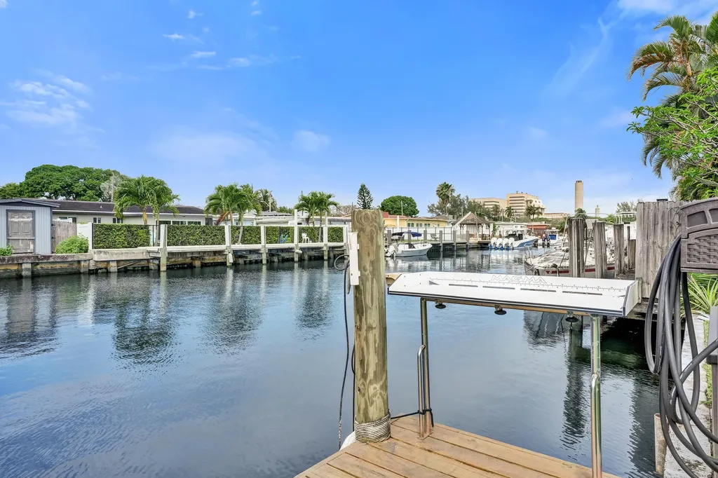 4681 SW 42nd Avenue Fort Lauderdale FL 33314
