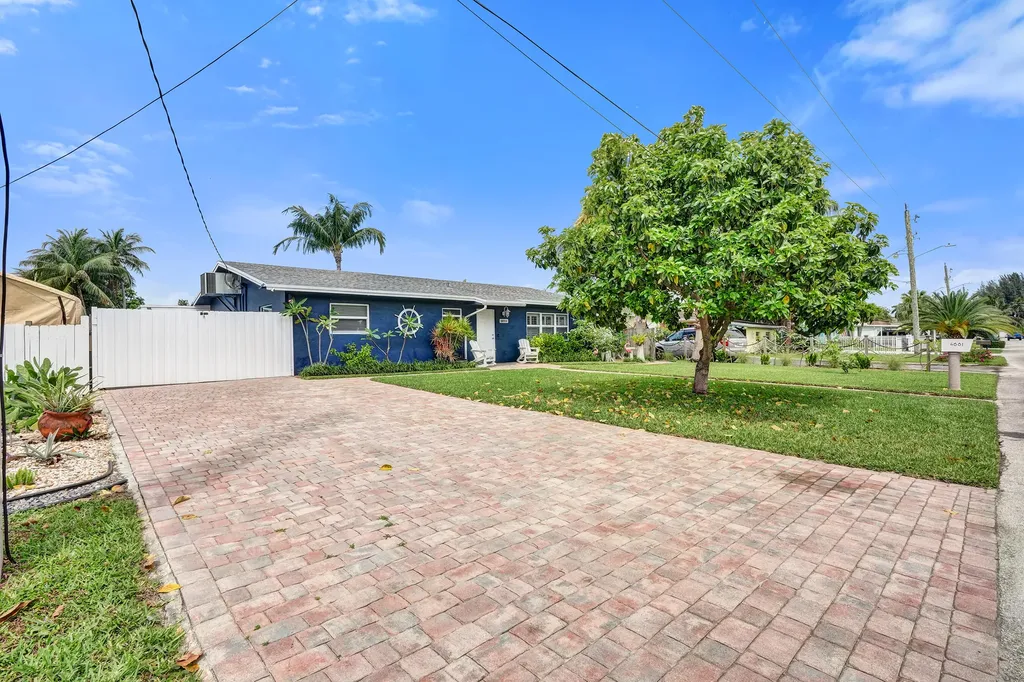 4681 SW 42nd Avenue Fort Lauderdale FL 33314