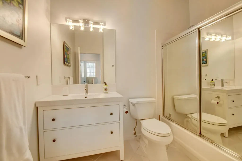 2479 NW 66th Drive Boca Raton FL 33496