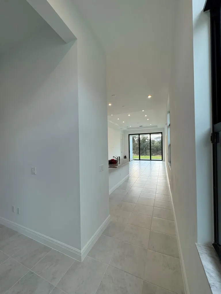 187 SE Via Sangro Port St Lucie FL 34952