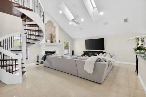 10655 Rio Hermoso Delray Beach FL 33446