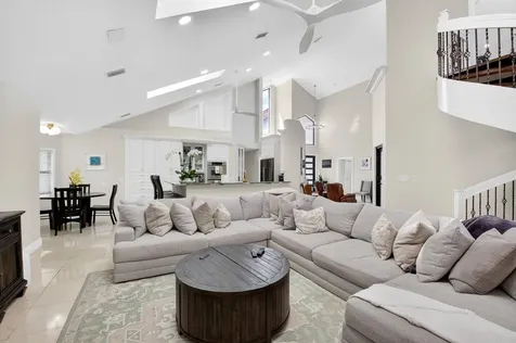 10655 Rio Hermoso Delray Beach FL 33446