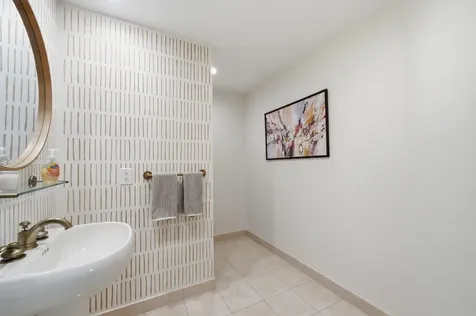 2845 NE 9th Street Fort Lauderdale FL 33304