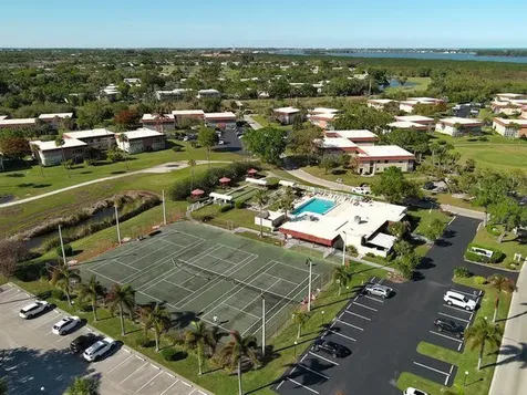 66 Woodland Drive Vero Beach FL 32962