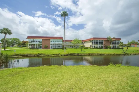 66 Woodland Drive Vero Beach FL 32962