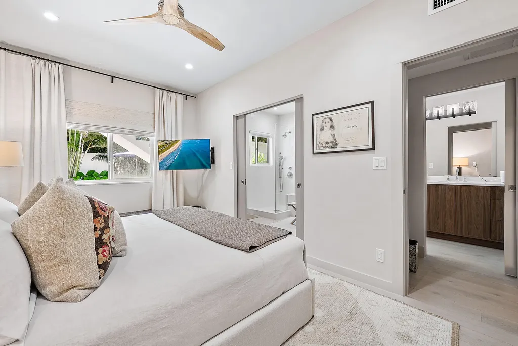 220 Atlantic Avenue Palm Beach FL 33480