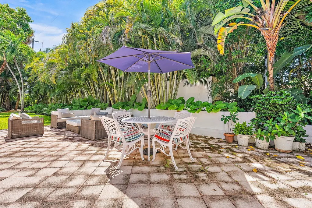 220 Atlantic Avenue Palm Beach FL 33480