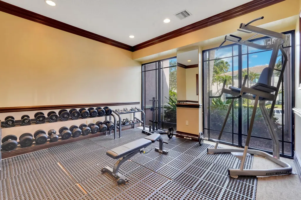 2916 Tuscany Court Palm Beach Gardens FL 33410