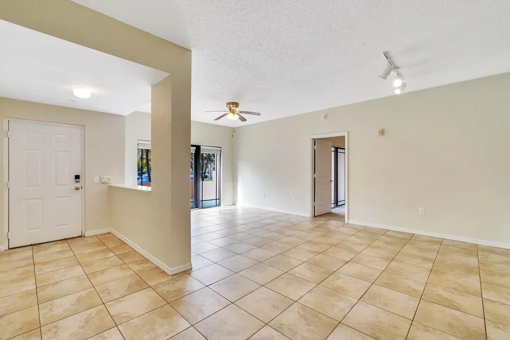 2916 Tuscany Court Palm Beach Gardens FL 33410