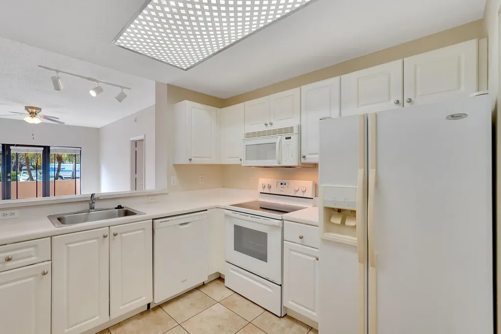 2916 Tuscany Court Palm Beach Gardens FL 33410