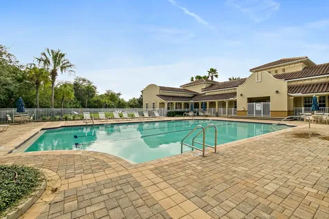 80 Longview Way N Palm Coast FL 32137