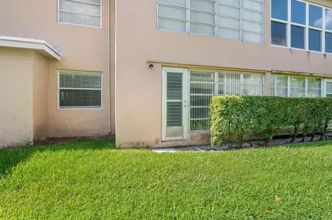 2601 Red Hibiscus Boulevard Delray Beach FL 33445