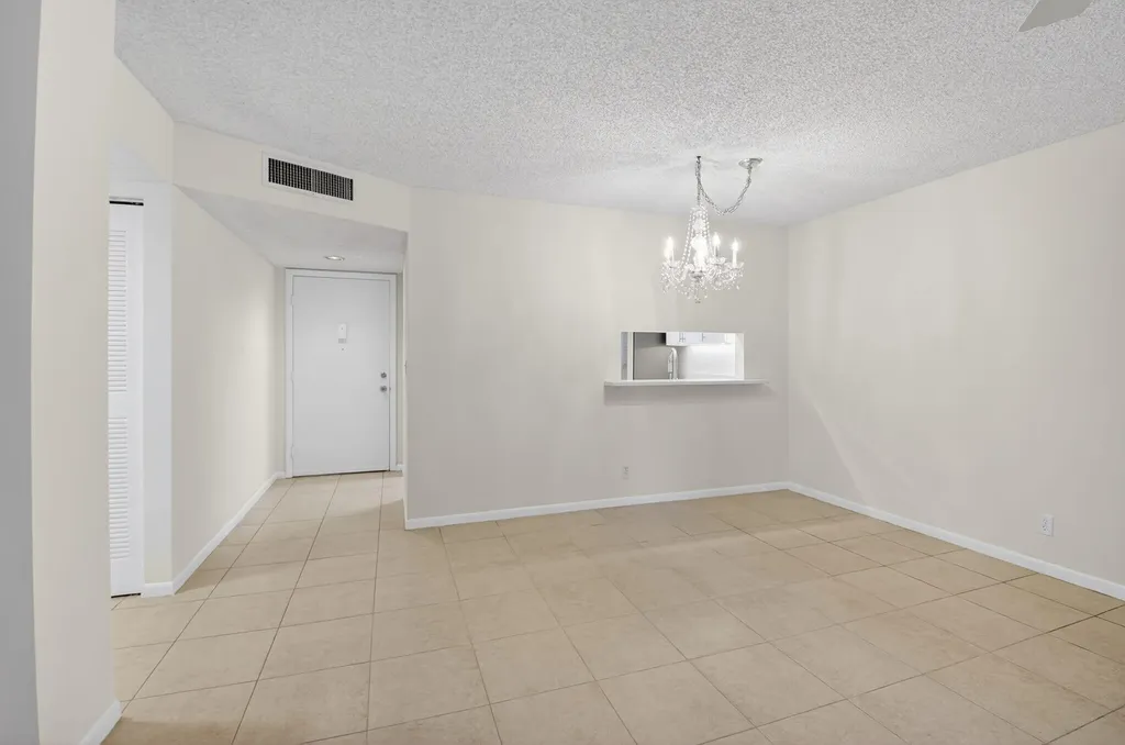 5100 Las Verdes Circle Delray Beach FL 33484