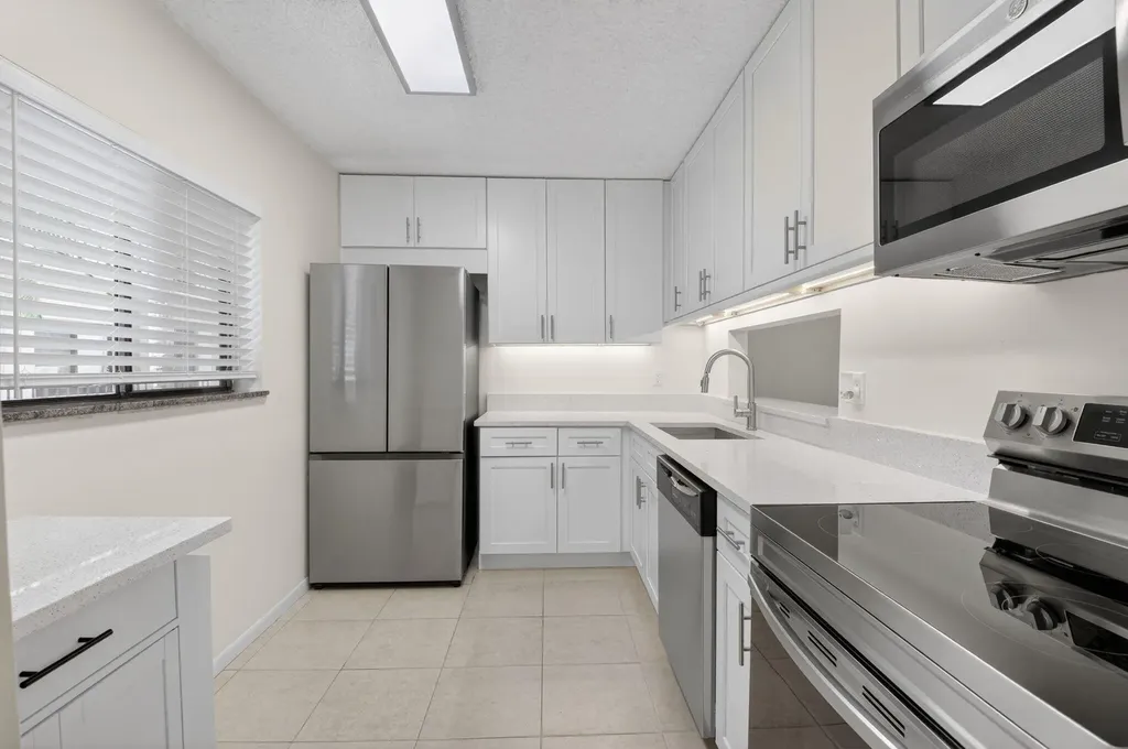 5100 Las Verdes Circle Delray Beach FL 33484