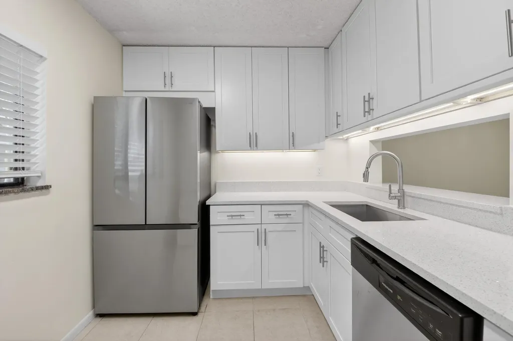 5100 Las Verdes Circle Delray Beach FL 33484