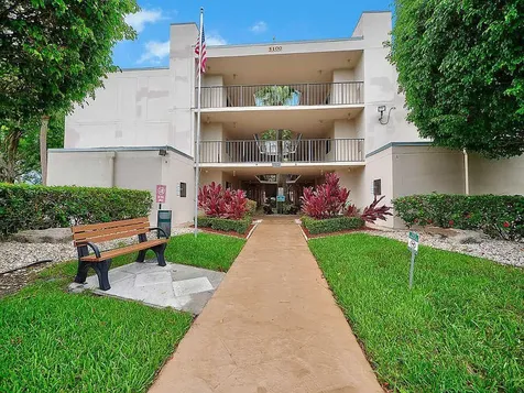 5100 Las Verdes Circle Delray Beach FL 33484