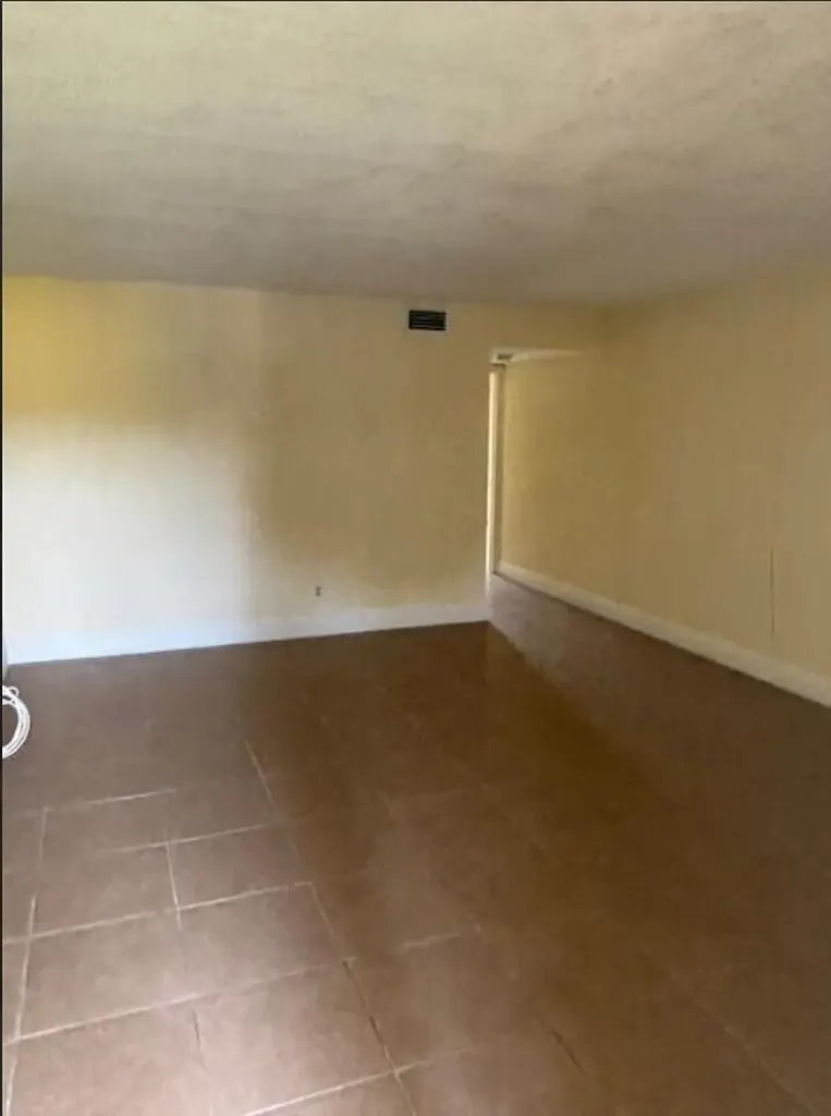 1205 Meadows Circle Boynton Beach FL 33436