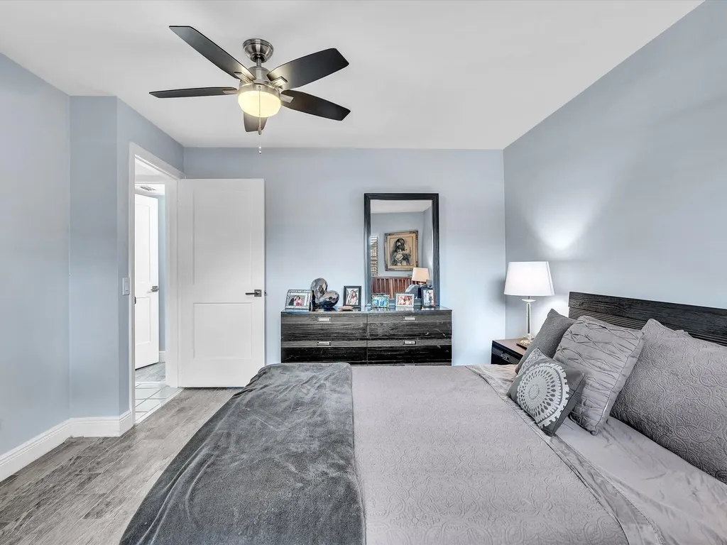 8410 Casa Del Lago Boca Raton FL 33433