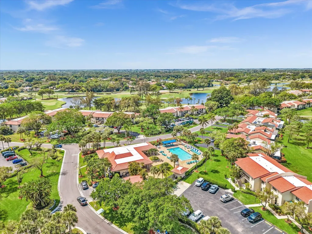 8410 Casa Del Lago Boca Raton FL 33433