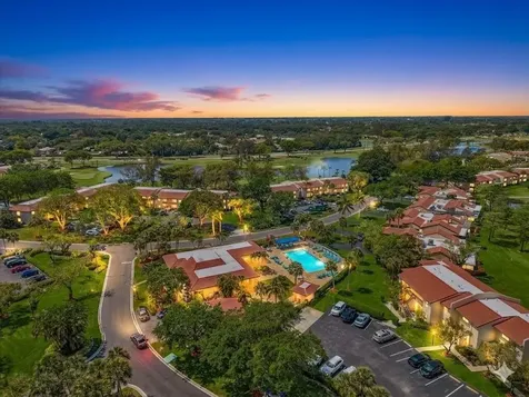 8410 Casa Del Lago Boca Raton FL 33433