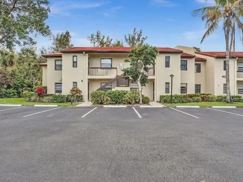 8410 Casa Del Lago Boca Raton FL 33433