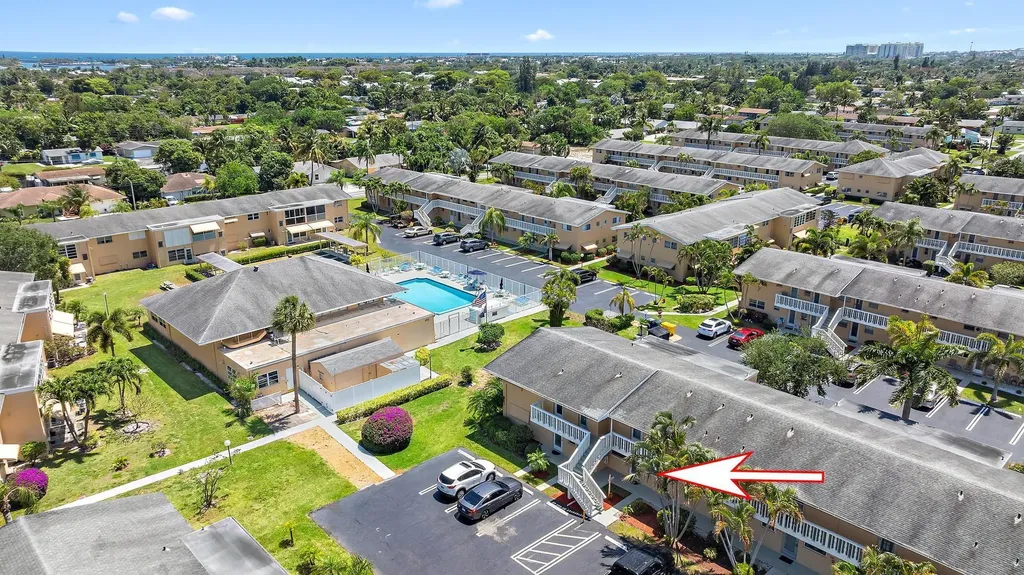 2164 NE 1st Way Boynton Beach FL 33435