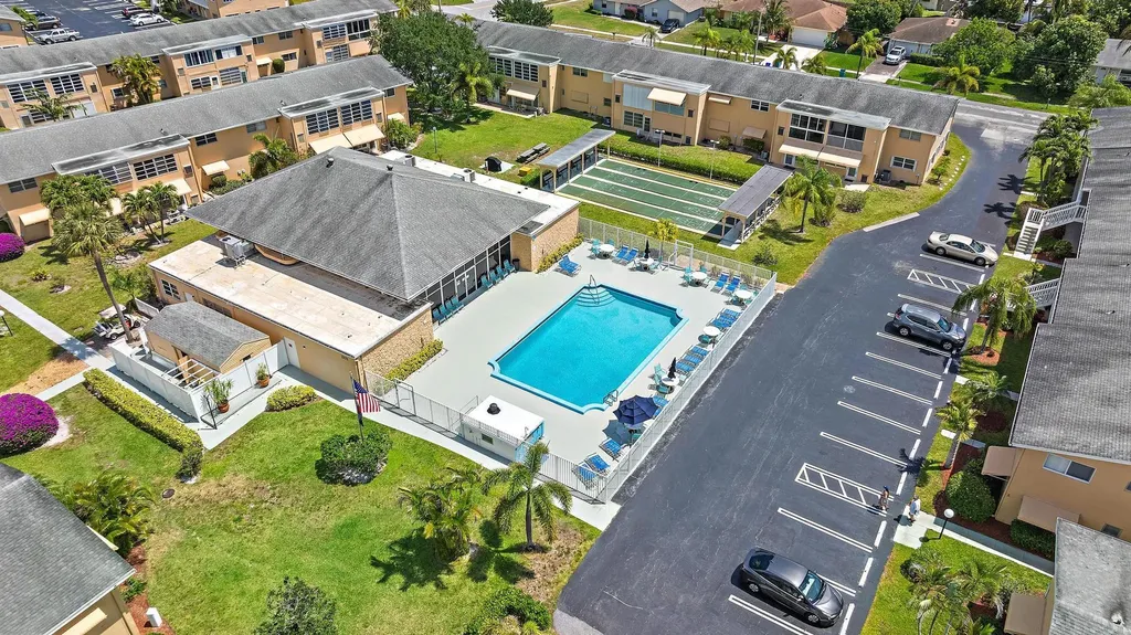 2164 NE 1st Way Boynton Beach FL 33435