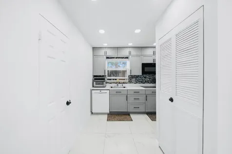 129 Lake Carol Drive West Palm Beach FL 33411