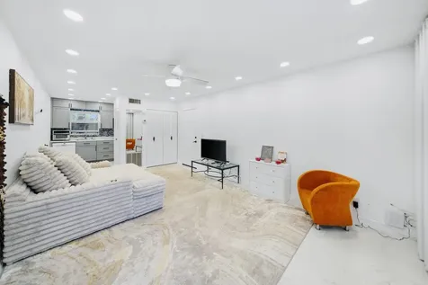 129 Lake Carol Drive West Palm Beach FL 33411