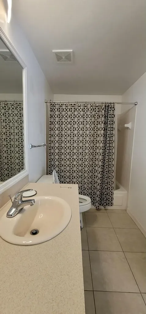 5032 Lantana Road Lake Worth FL 33463