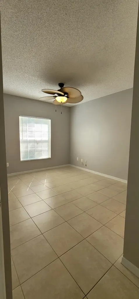 5032 Lantana Road Lake Worth FL 33463